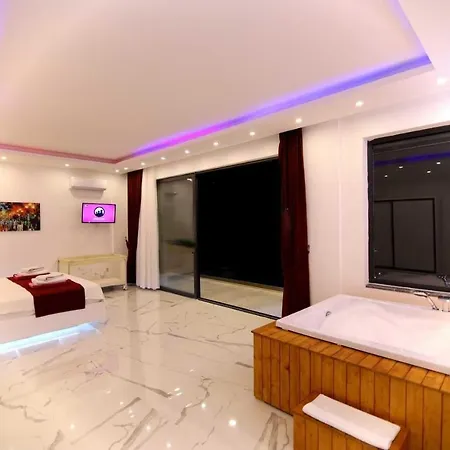 Lycian-kalkan 3 Bedroom-2 Jakuzzies-sauna-turkish Hamam-huge Private Pool And Lovely Garden Villa Kaş