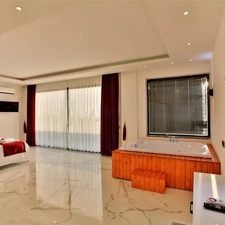 Lycian-kalkan 3 Bedroom-2 Jakuzzies-sauna-turkish Hamam-huge Private Pool And Lovely Garden Villa Kaş